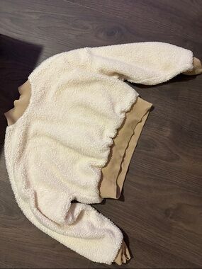 Fabletics Cream Sherpa Crop Pullover with Tan Ribbed Collar